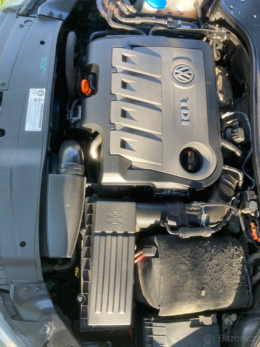 2010 Volkswagen GOLF - 7