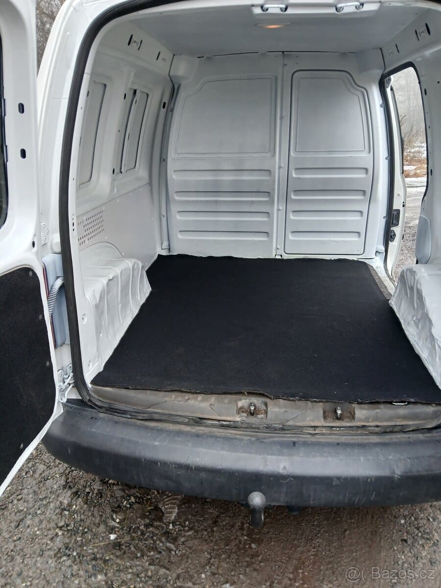 2011 Volkswagen CADDY - 7