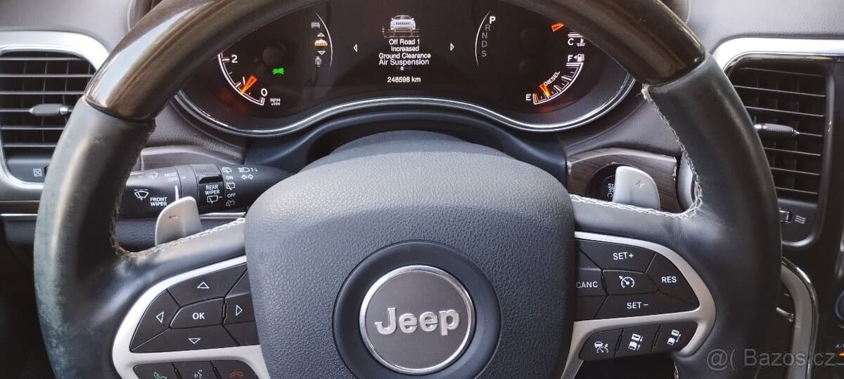 2014 Jeep CHEROKEE - 7