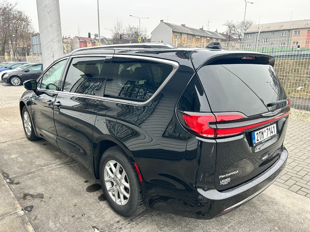 2021 Chrysler PACIFICA - 7
