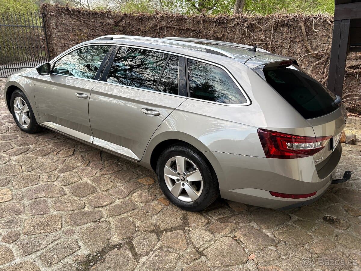 2016 Škoda SUPERB - 7