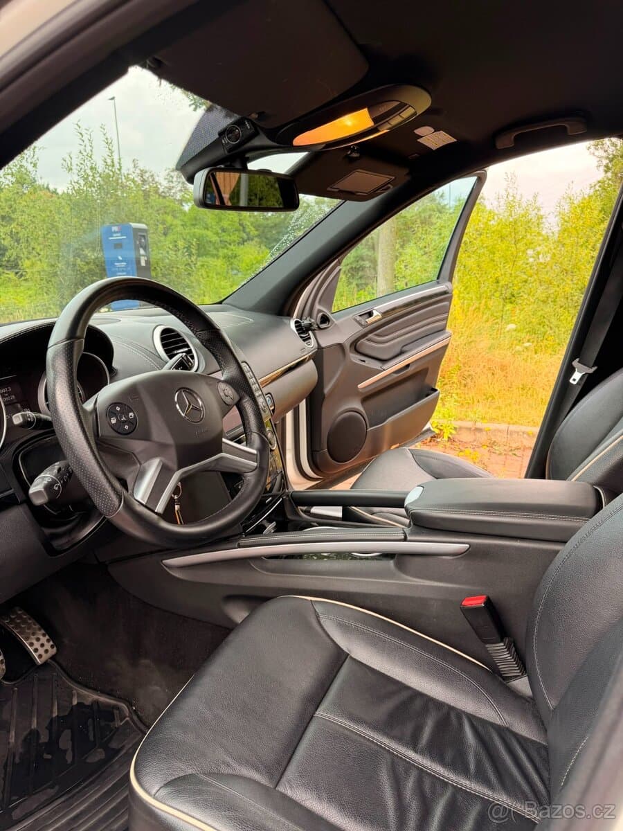 2011 Mercedes-Benz M-CLASS - 7