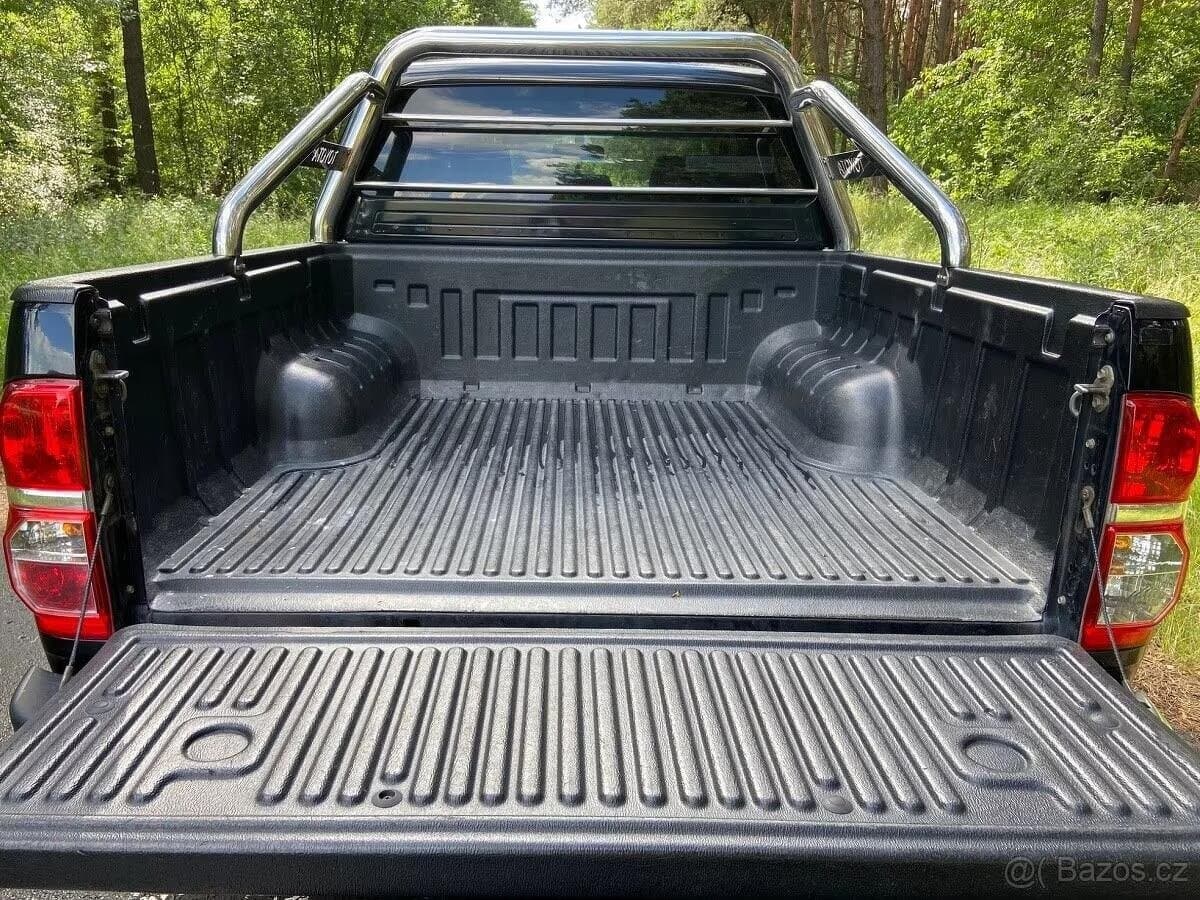 2012 Toyota HILUX - 7