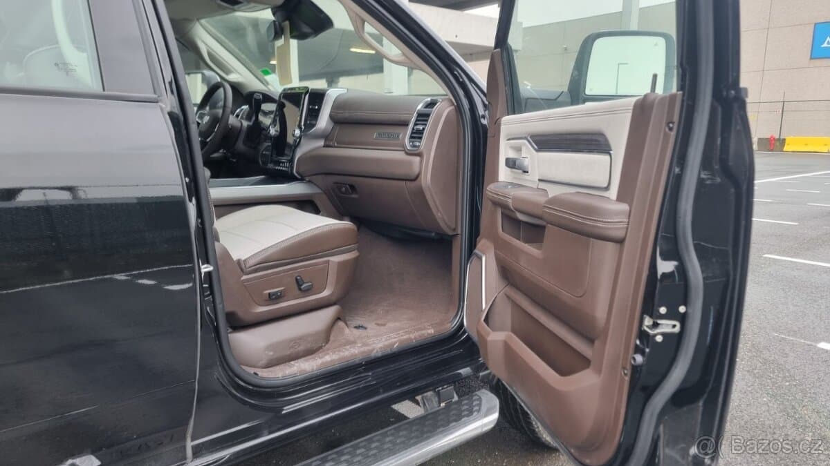 2025 RAM 2500 - 7