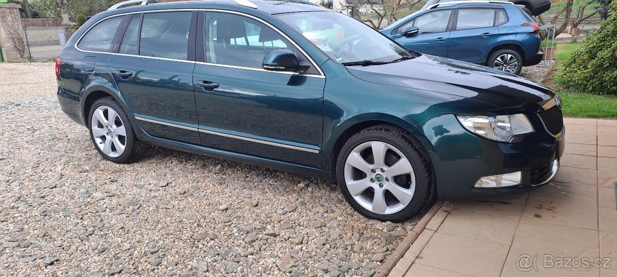 2011 Škoda SUPERB - 7