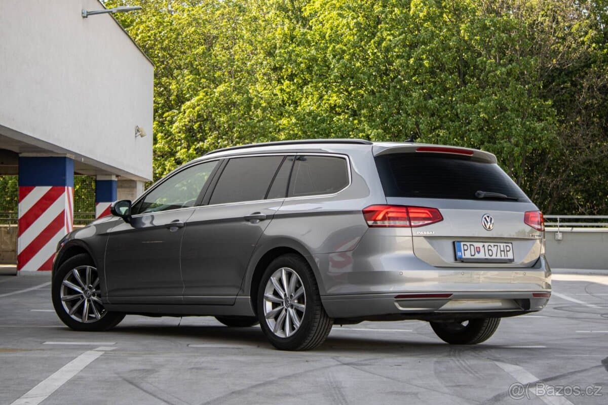 2015 Volkswagen PASSAT - 7