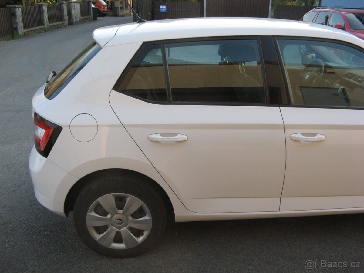 2016 Škoda FABIA - 7