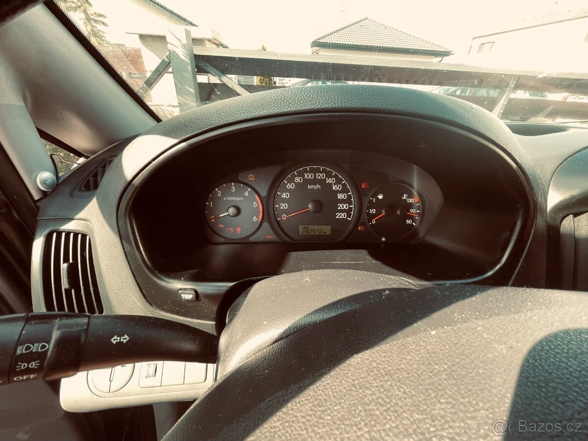 2009 Hyundai H-1 - 7
