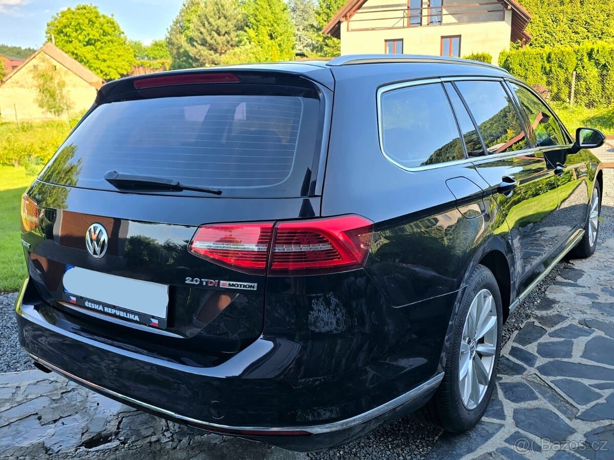 2015 Volkswagen PASSAT - 7