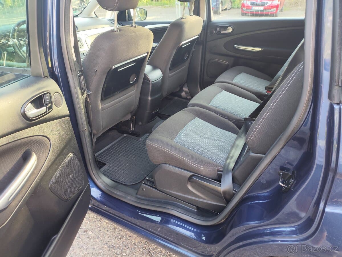 2011 Ford GALAXY - 7