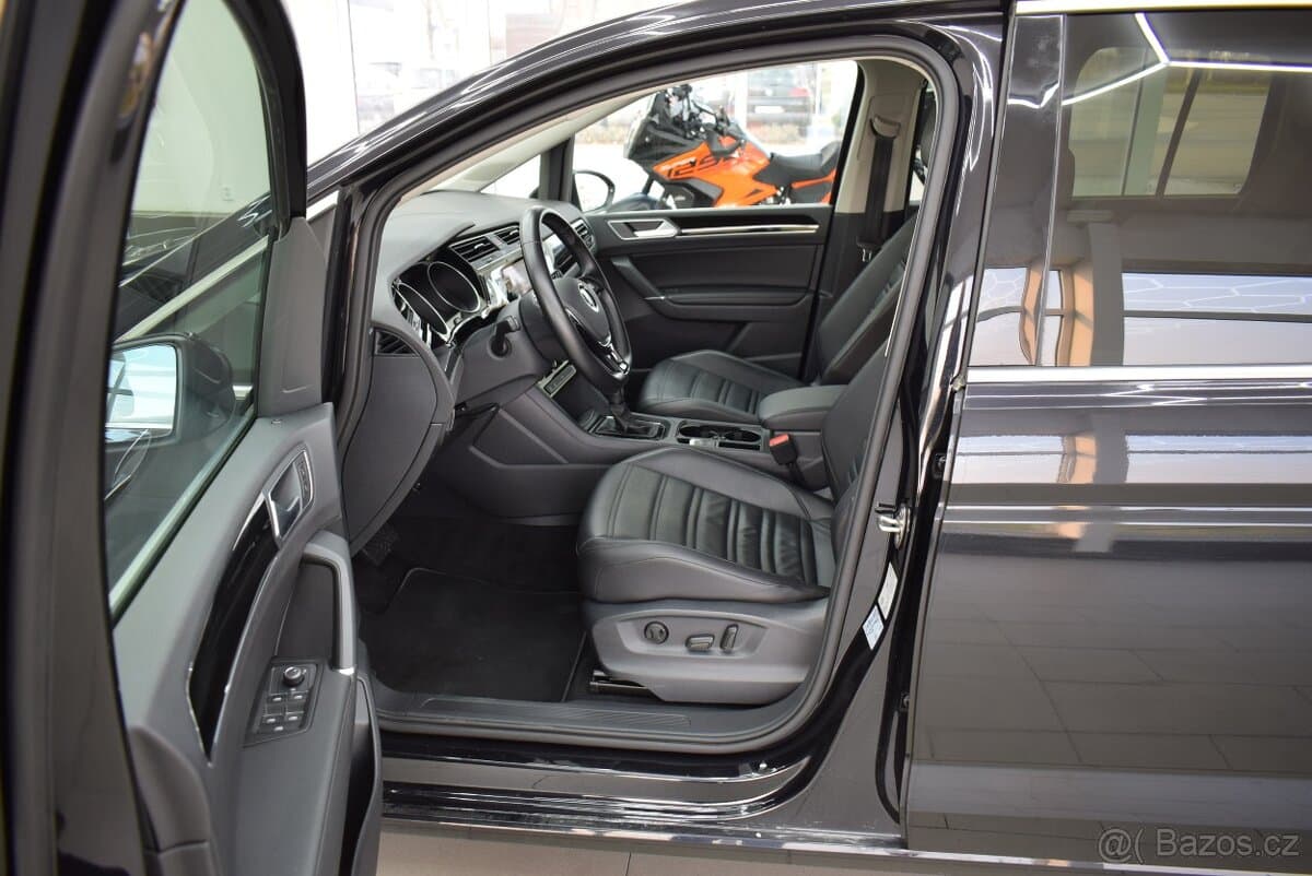 Volkswagen TOURAN - 7