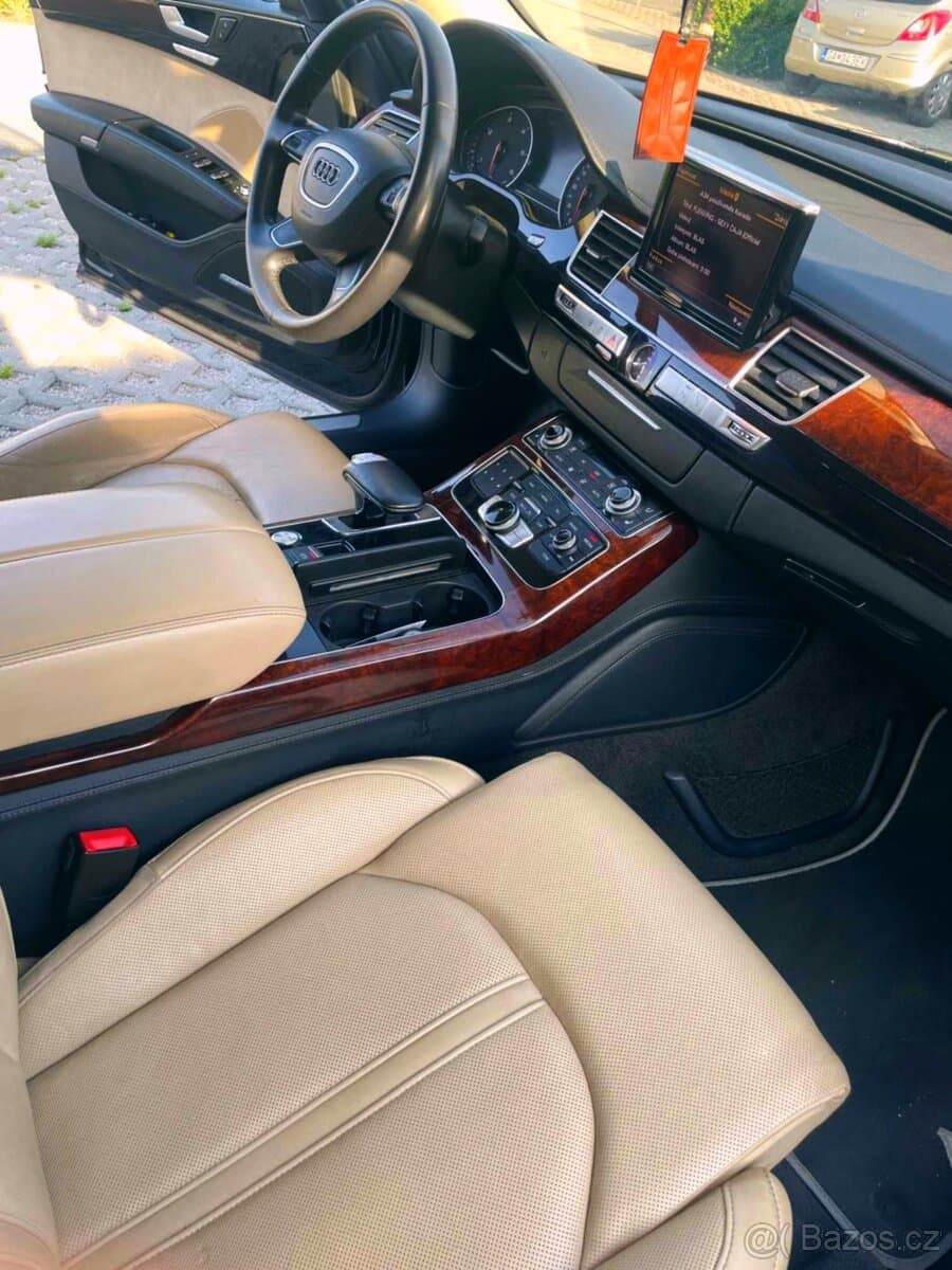 2012 Audi A8 - 7