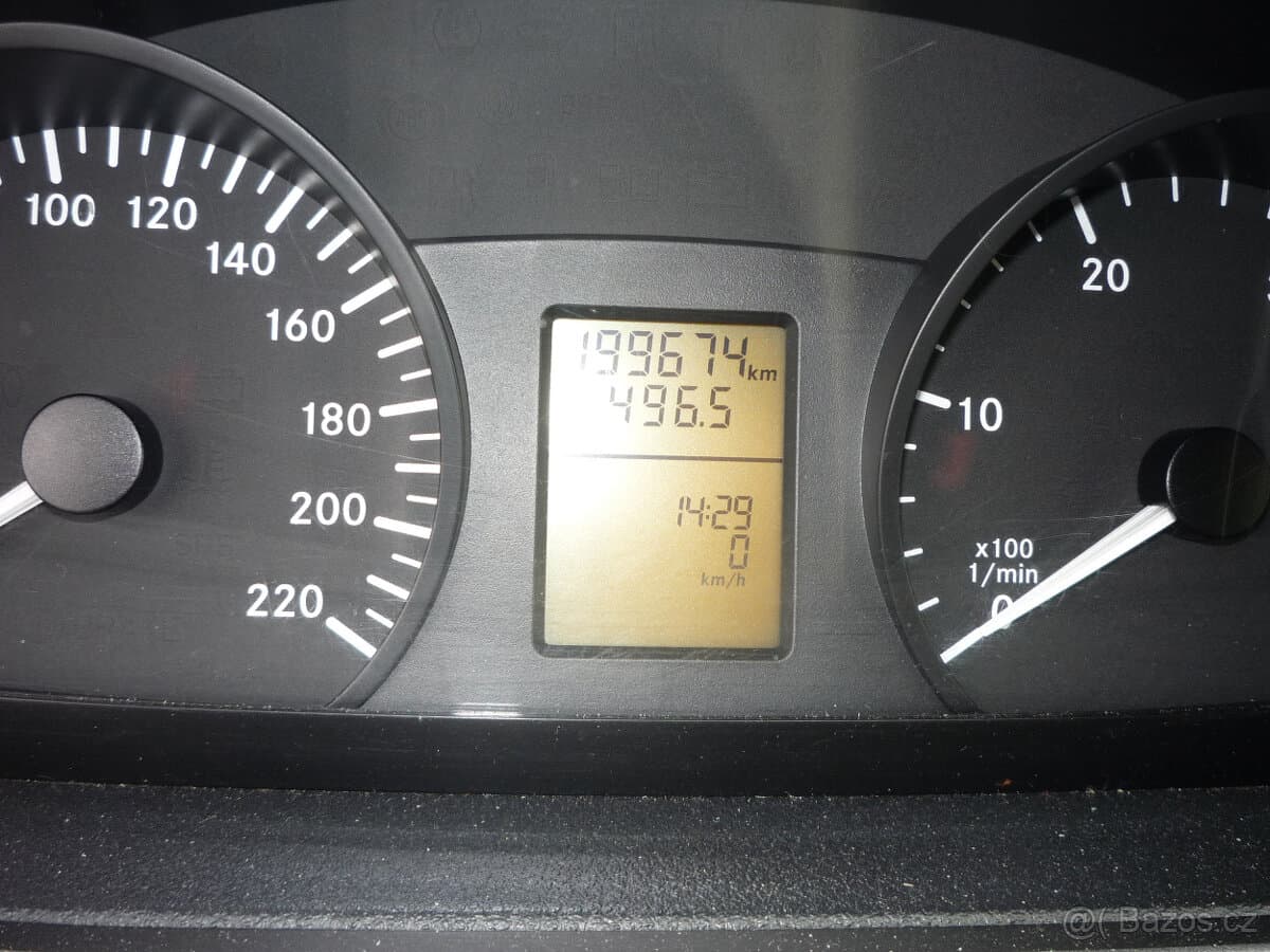 2011 Mercedes-Benz VITO - 7