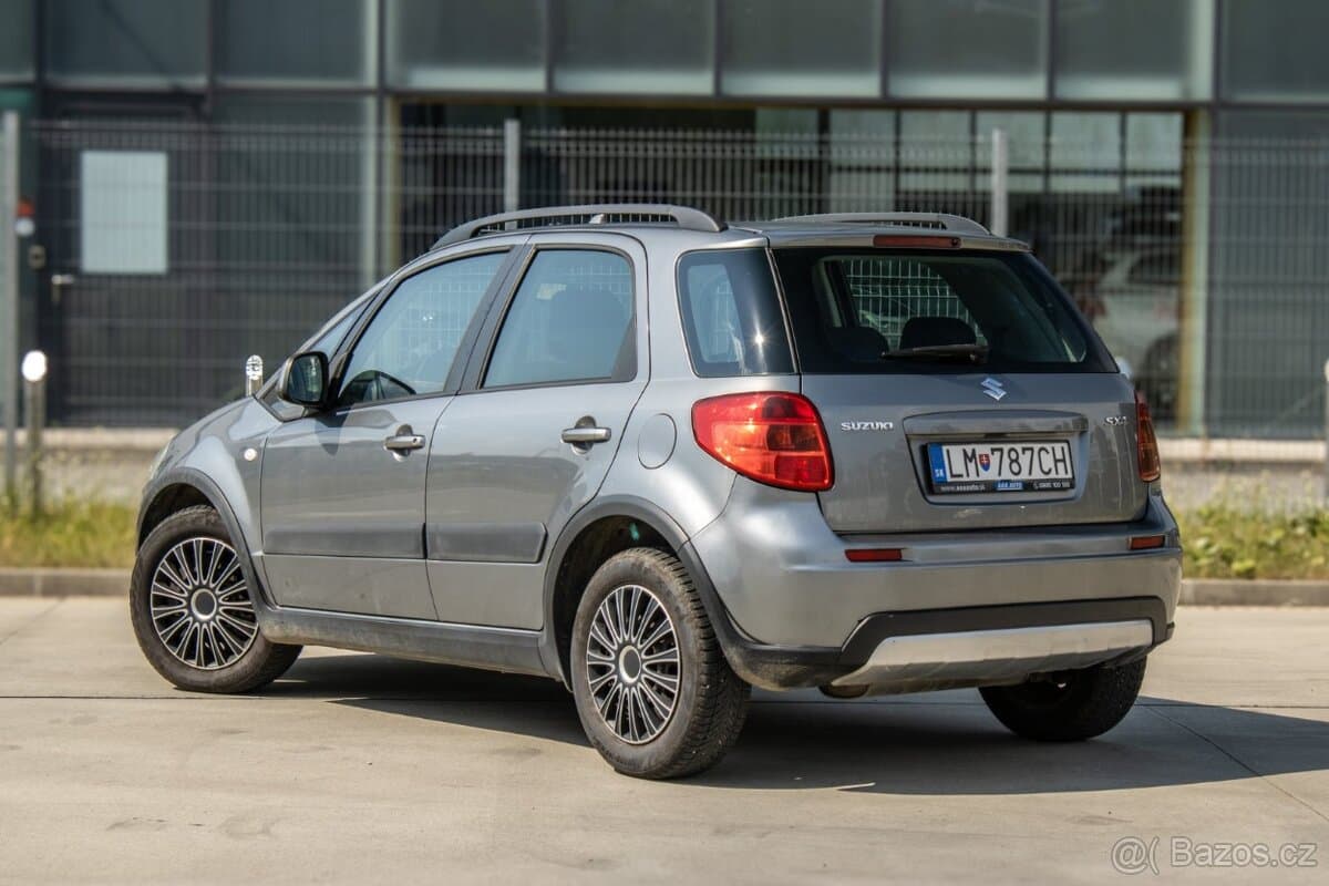 2011 Suzuki SX4 - 7