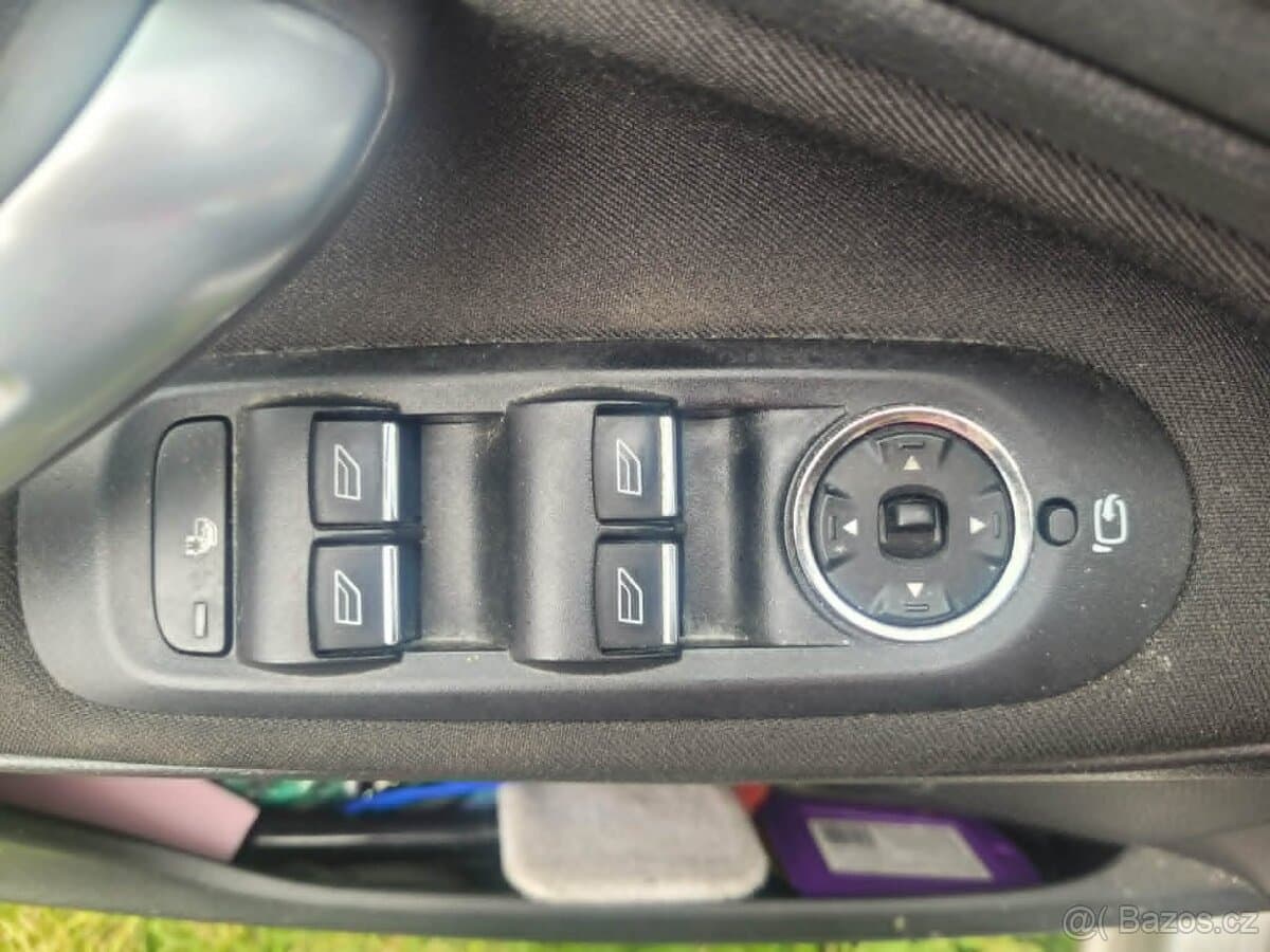 2012 Ford GALAXY - 7