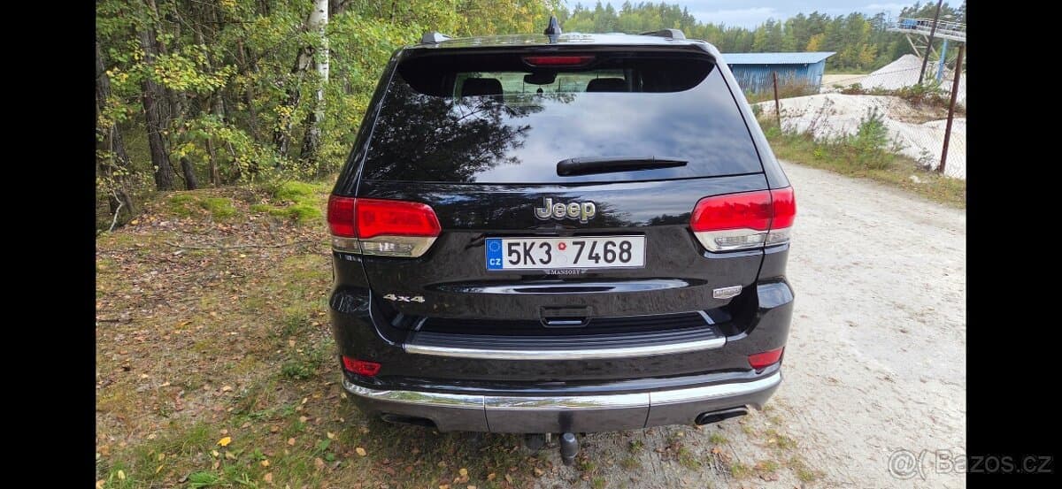 2020 Jeep CHEROKEE - 7
