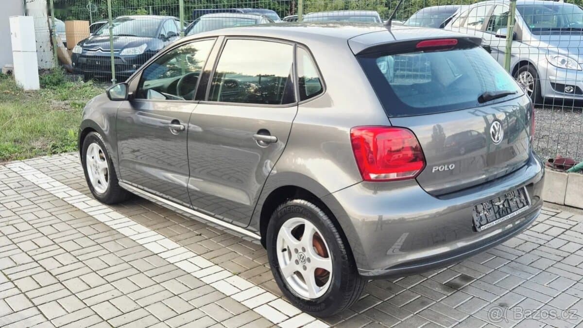 2012 Volkswagen POLO - 7