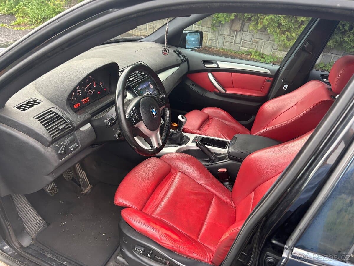 2002 BMW X5 - 7