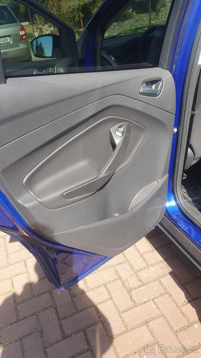 2017 Ford KUGA - 7