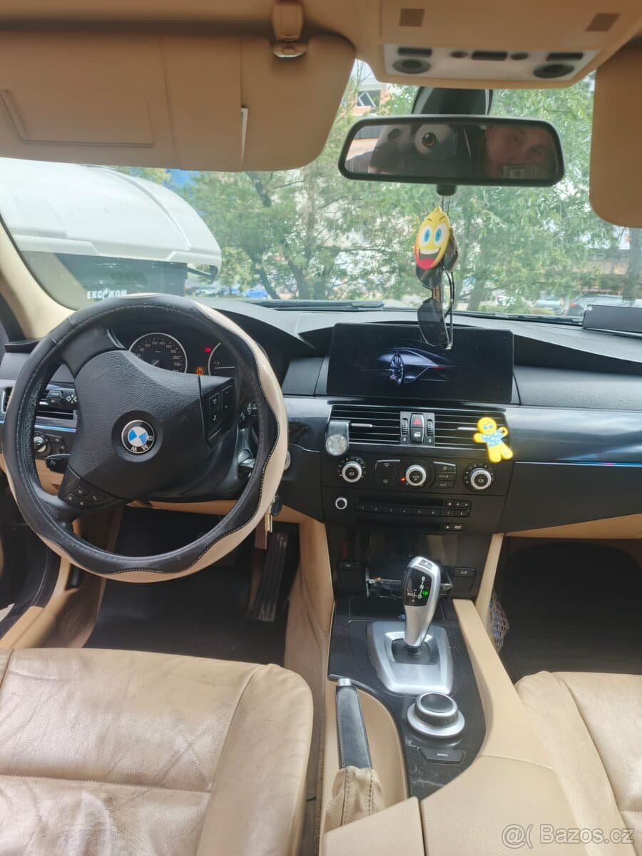 2008 BMW M5 - 7