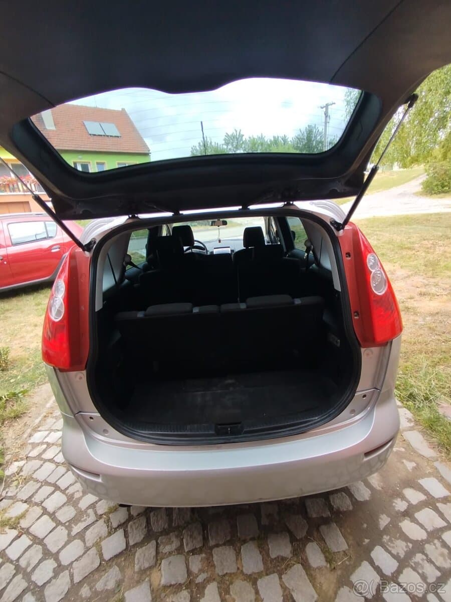 2007 Mazda 5 - 7