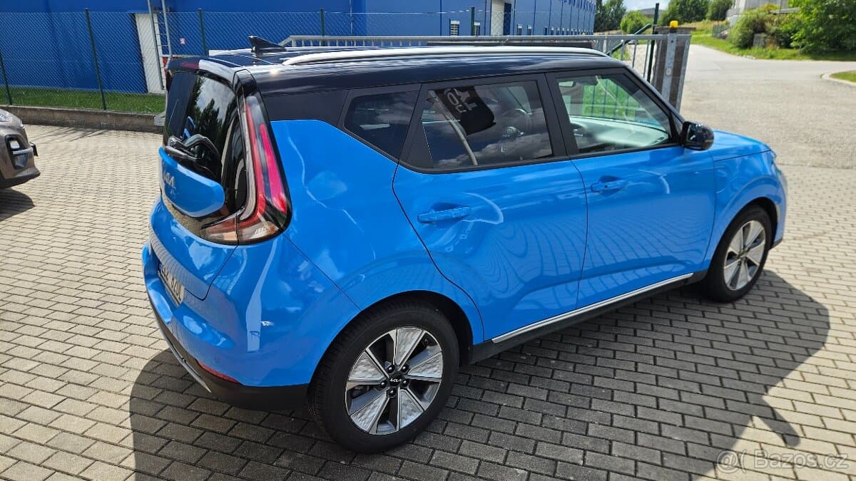 2023 Kia SOUL - 7