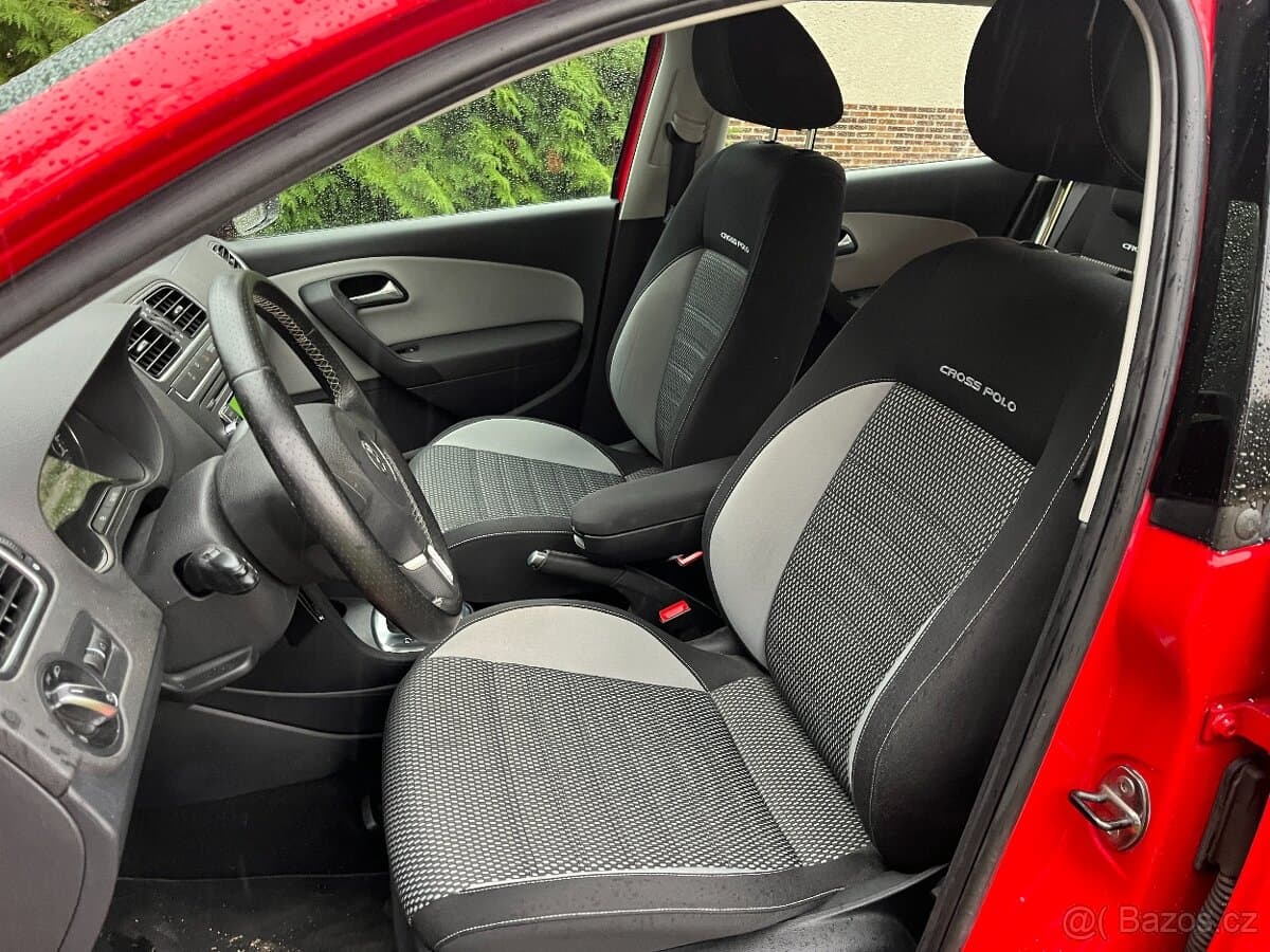 2012 Volkswagen POLO - 7