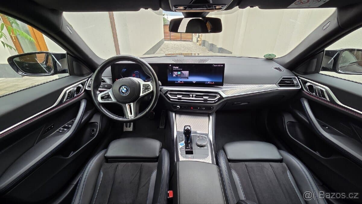 2022 BMW M5 - 7
