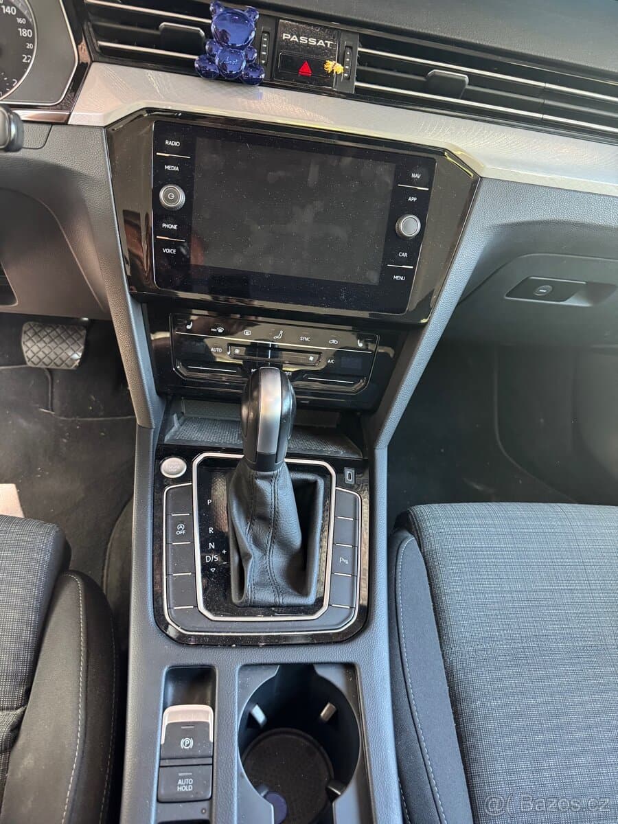 2021 Volkswagen PASSAT - 7