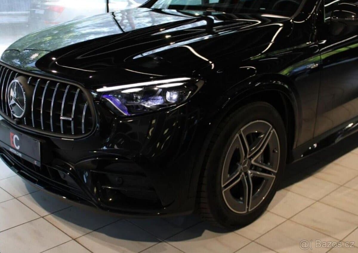 2025 Mercedes-Benz GLC - 7