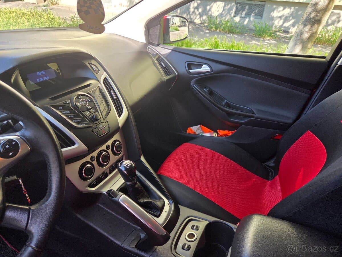2012 Ford FOCUS - 7