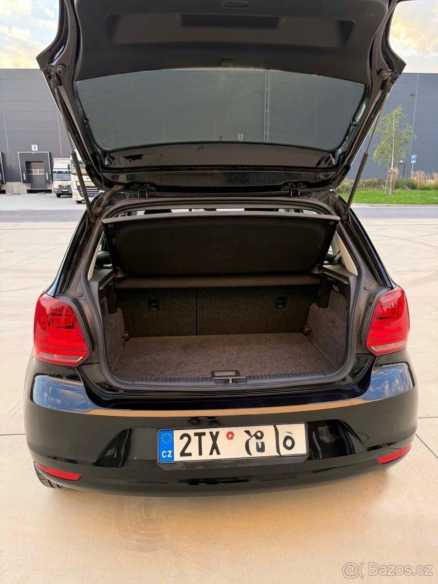 2016 Volkswagen POLO - 7