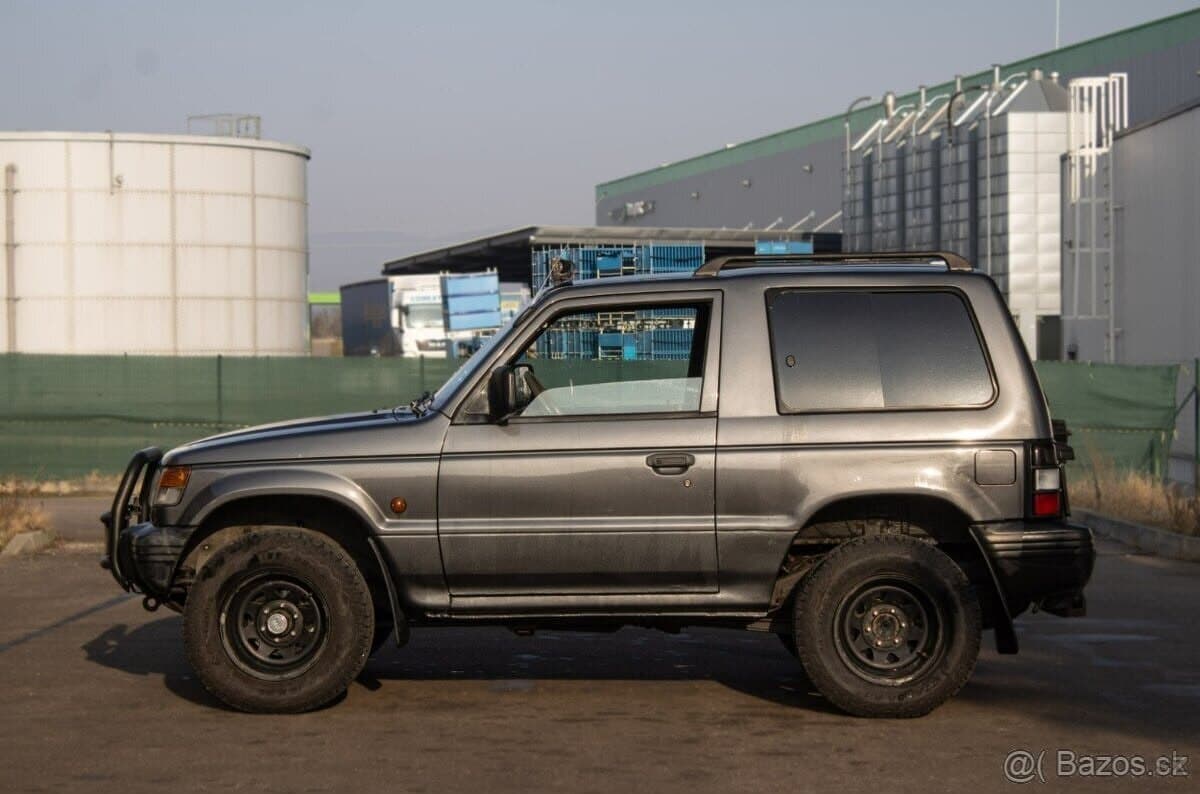 1996 Mitsubishi PAJERO - 7