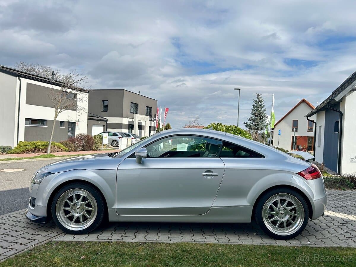 2006 Audi TT - 7