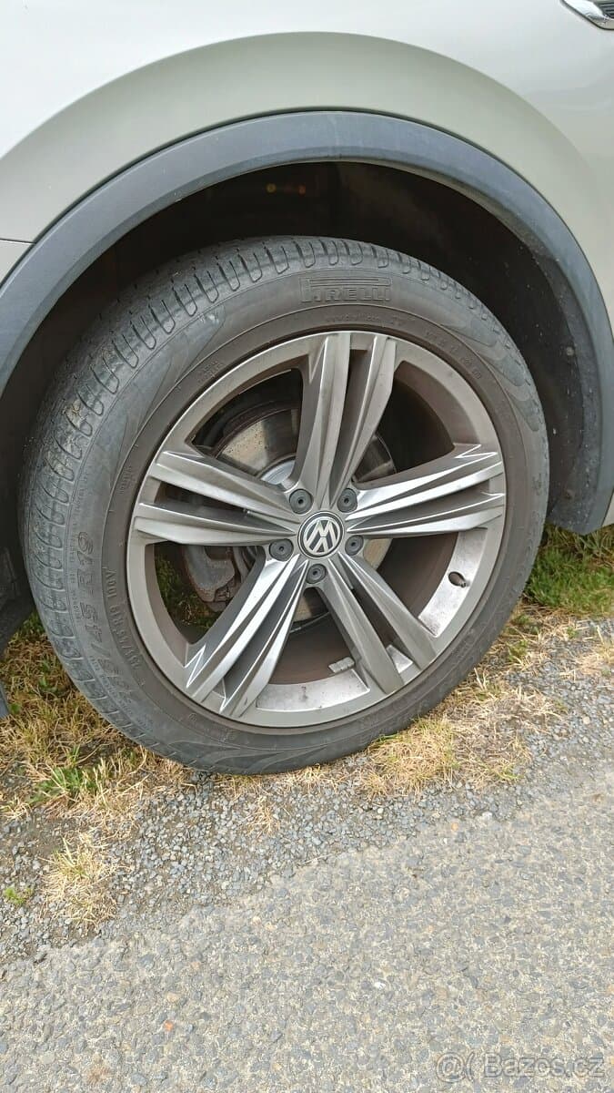 2017 Volkswagen TIGUAN - 7