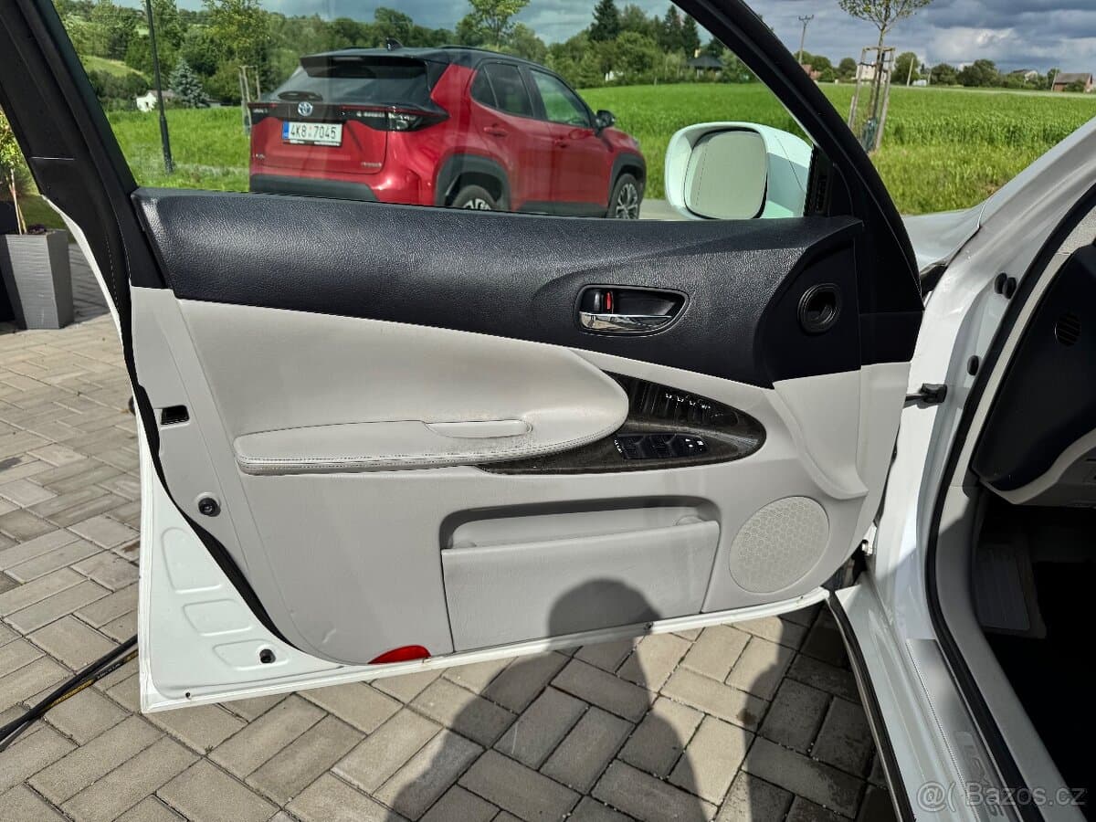2008 Lexus - 7