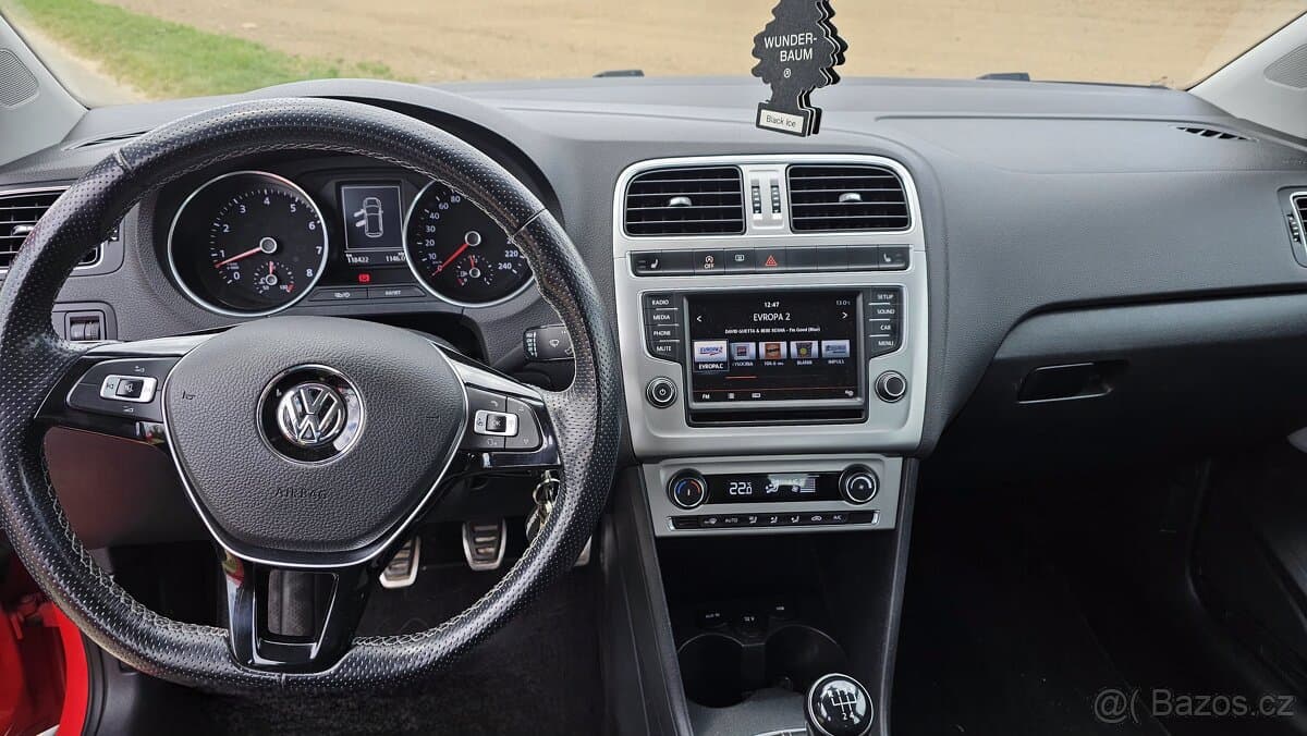 2016 Volkswagen POLO - 7