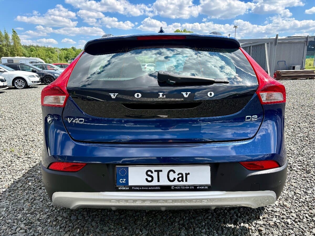 2016 Volvo V40 - 7