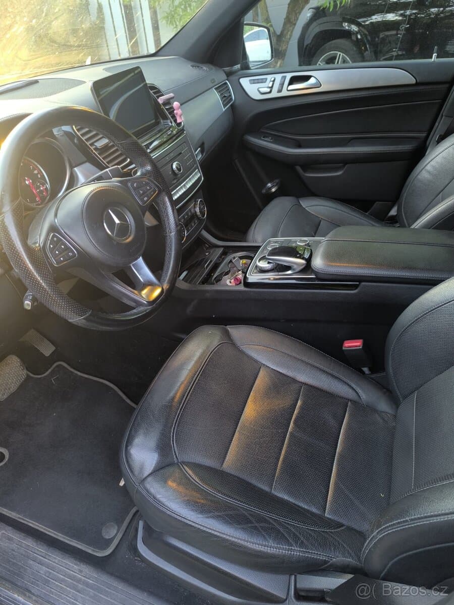 2016 Mercedes-Benz GL - 7