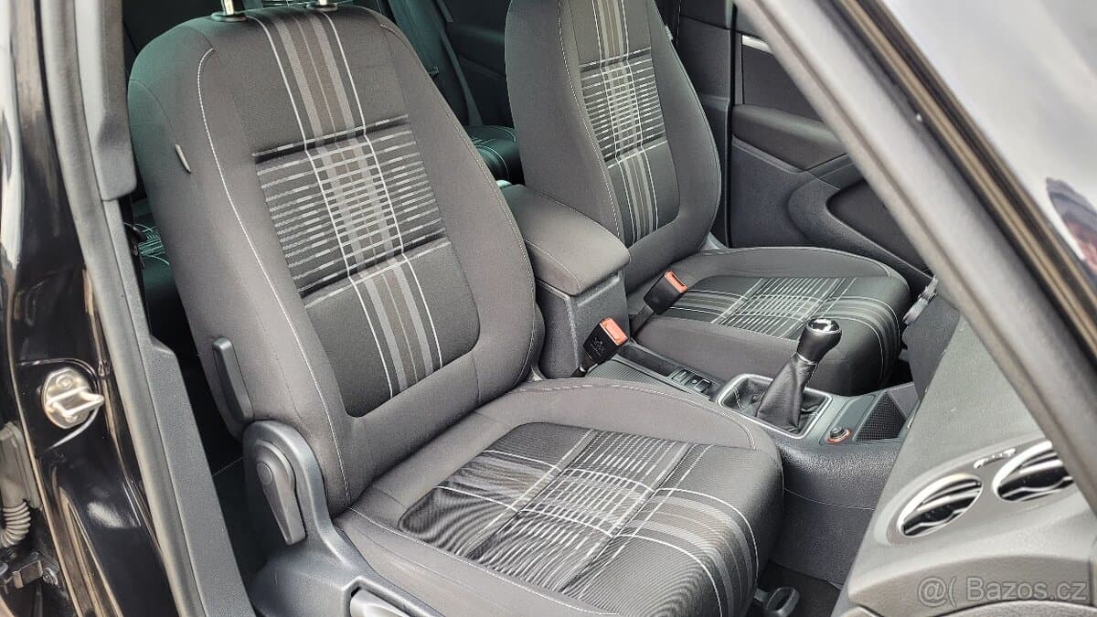 2016 Volkswagen TIGUAN - 7