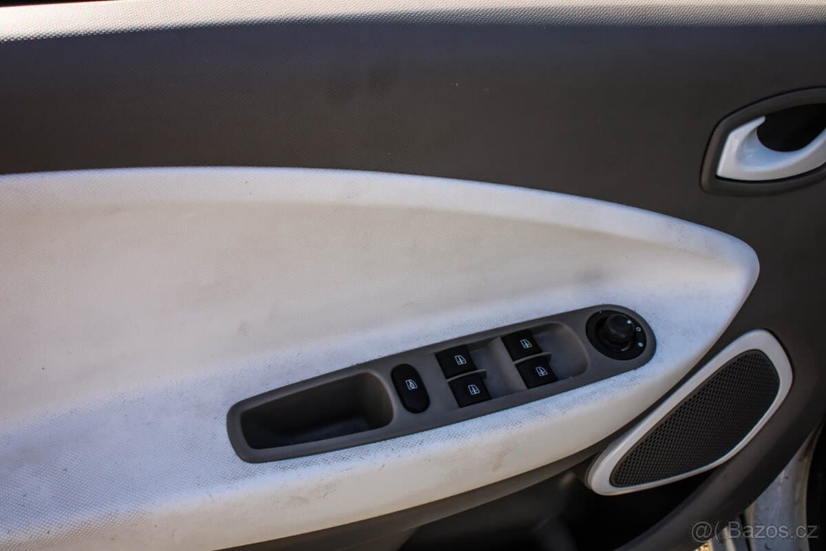 2017 Renault ZOE - 7