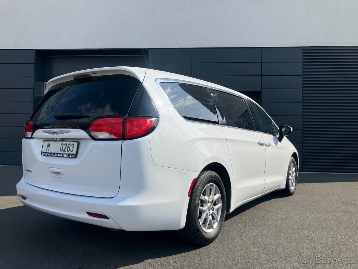 2022 Chrysler PACIFICA - 7