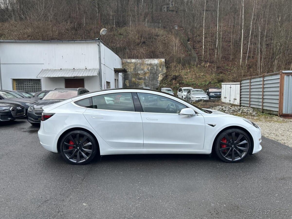 2020 Tesla MODEL 3 - 7