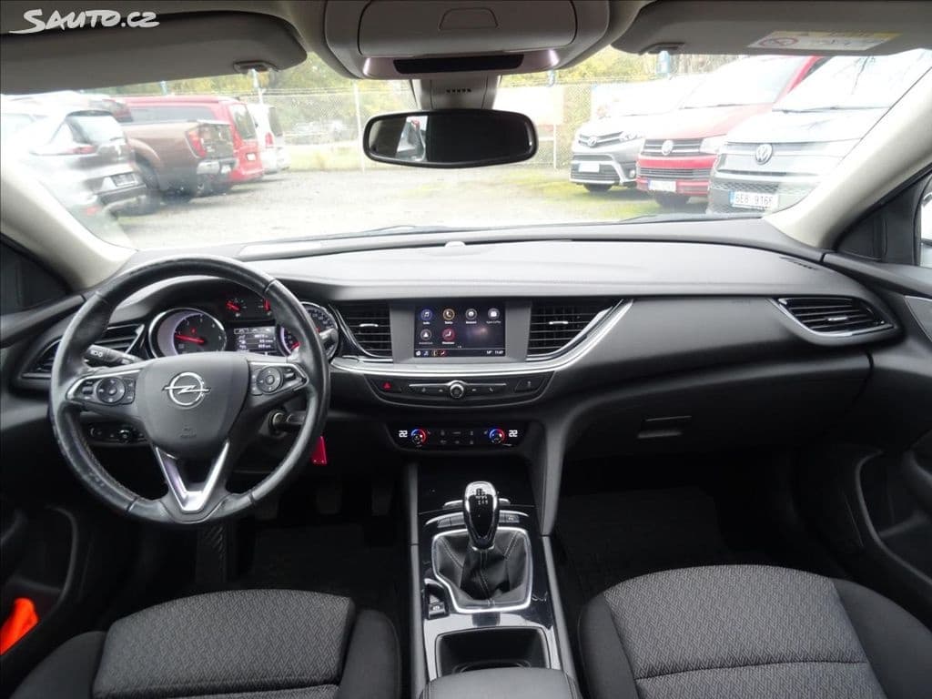 2019 Opel INSIGNIA - 8