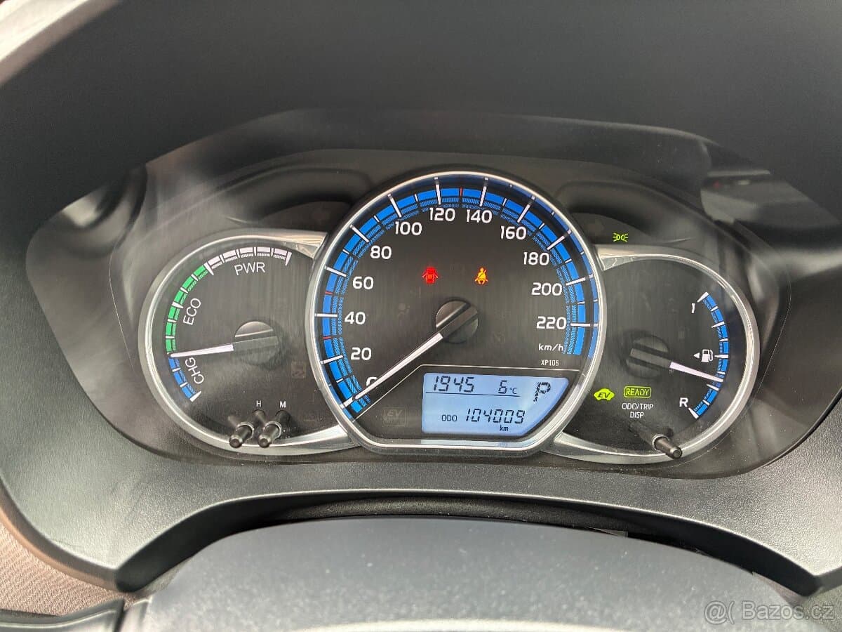 2016 Toyota YARIS - 8