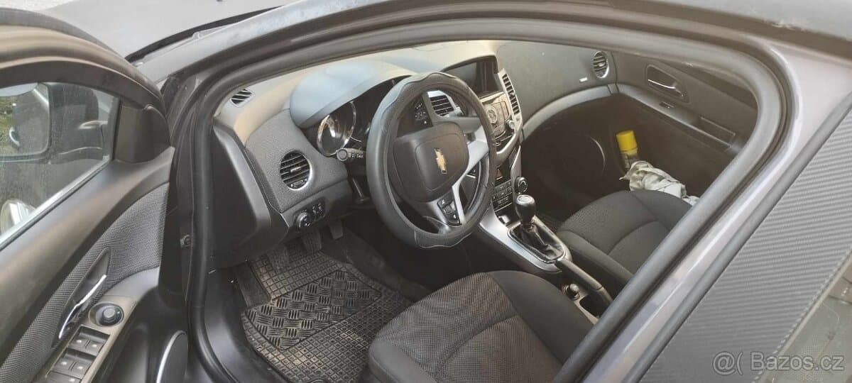 2012 Chevrolet CRUZE - 8