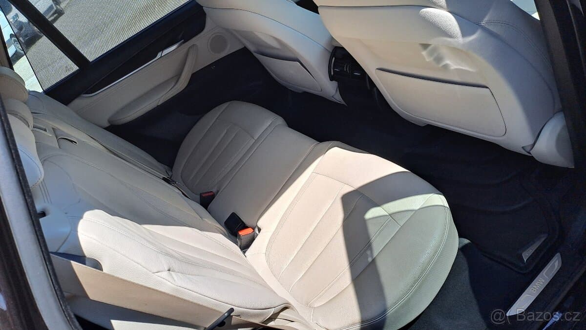 2014 BMW X5 - 8