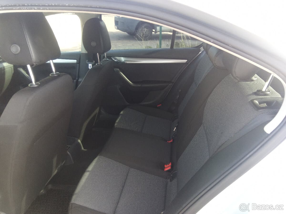 2015 Škoda OCTAVIA - 8