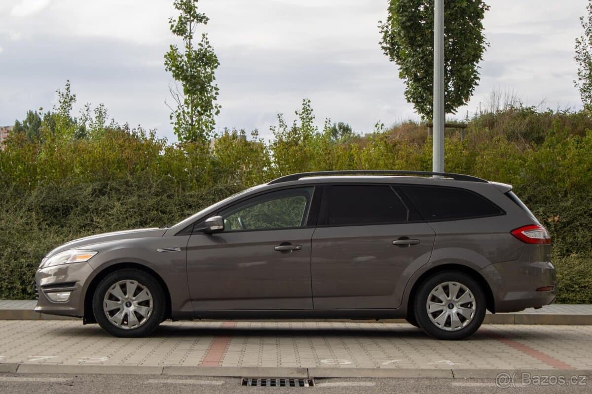 2012 Ford MONDEO - 8