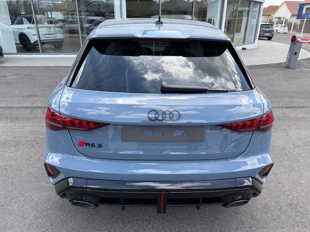2026 Audi RS3 - 8